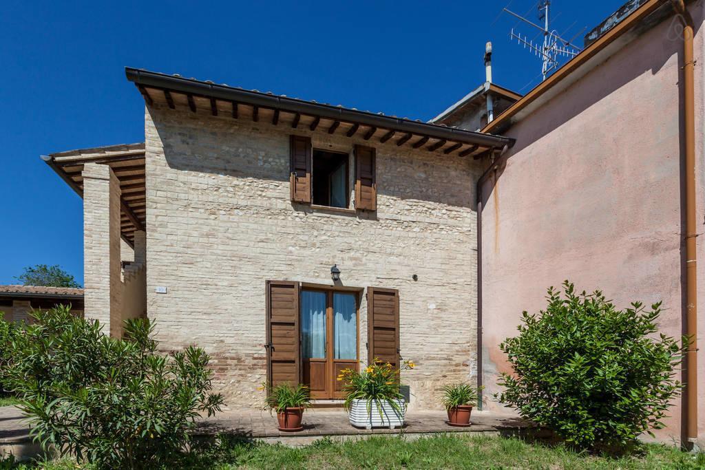 Appartamento Ciards House Montefalco Camera foto